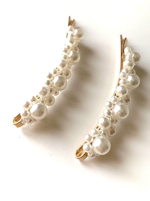 IRIS white pearl hair clips