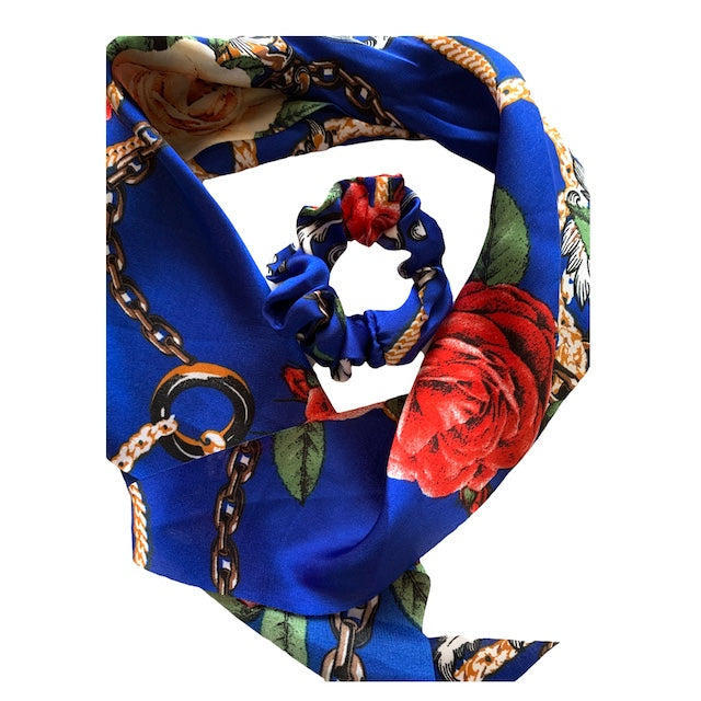 chouchou-foulard bleu chaines et fleurs